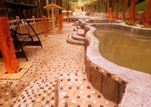 溫泉設(shè)備技術(shù)研發(fā)引領(lǐng)貴州高端溫泉產(chǎn)業(yè)升級