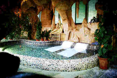 冬日溫泉新體驗(yàn) 科技賦能下的冰火交融之旅