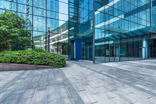 智能建筑為何呼喚智能清潔 構建高效、健康與可持續的運營閉環
